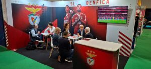 Estand del SL Benfica en Brands Licensing Europe, el salón de las licencias